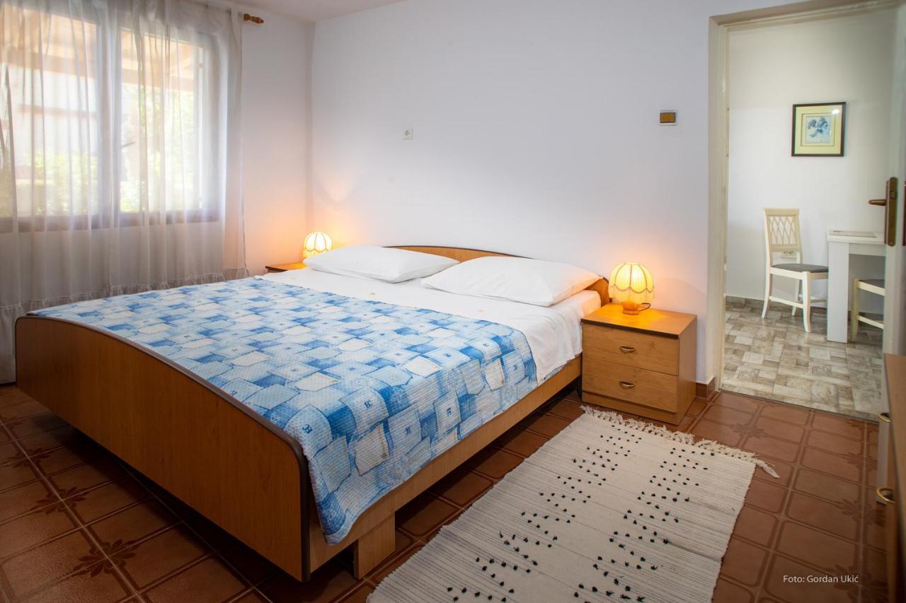 Apartman Luka Rovigno Esterno foto