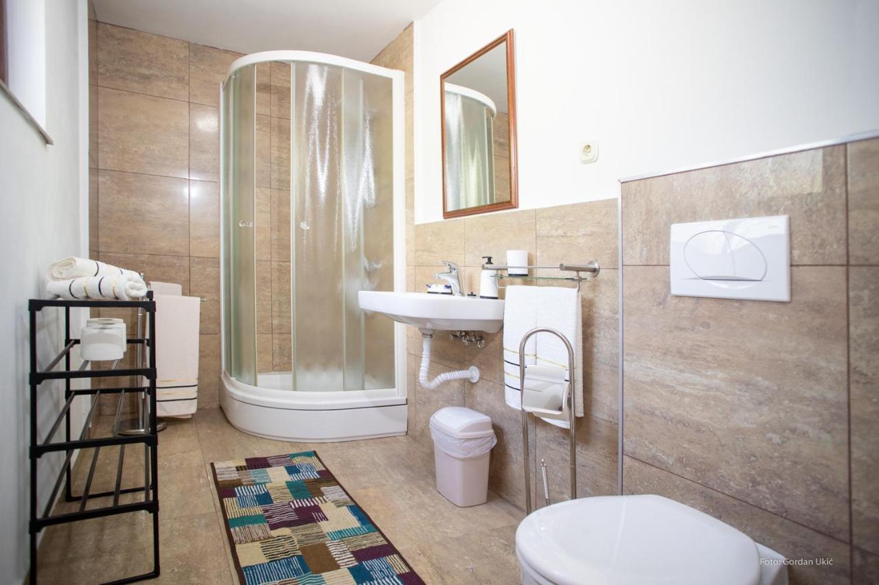 Apartman Luka Rovigno Esterno foto