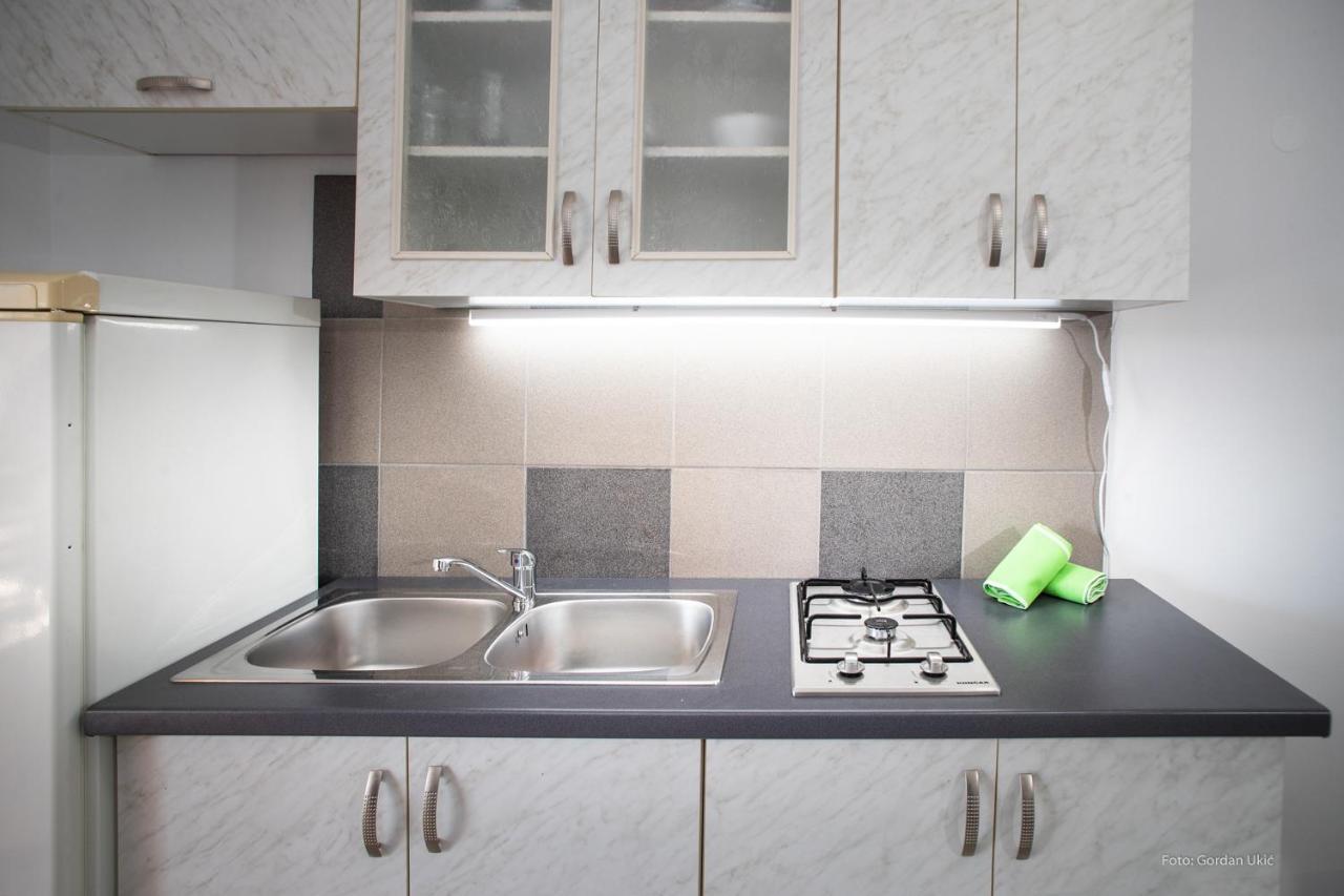 Apartman Luka Rovigno Esterno foto